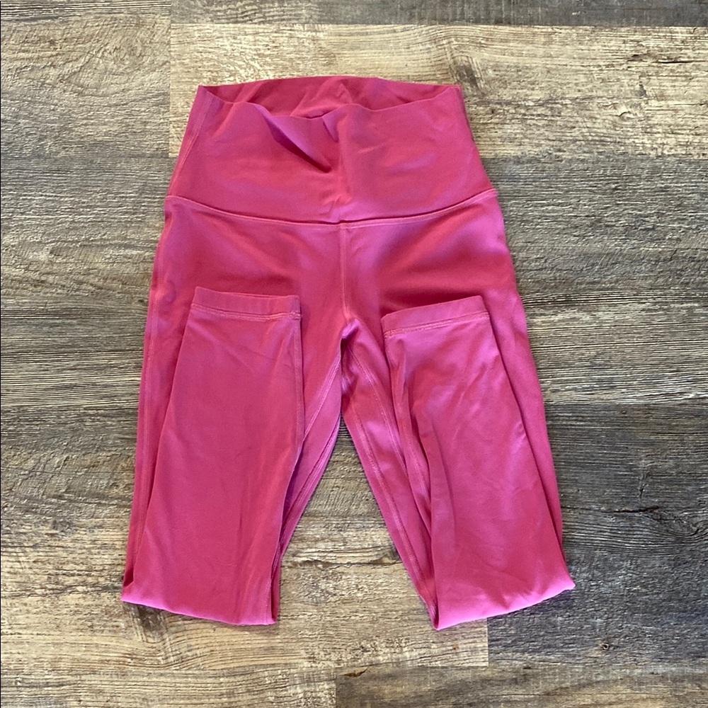 Women’s Pink Lululemon Align Leggings 25’ (double lined)